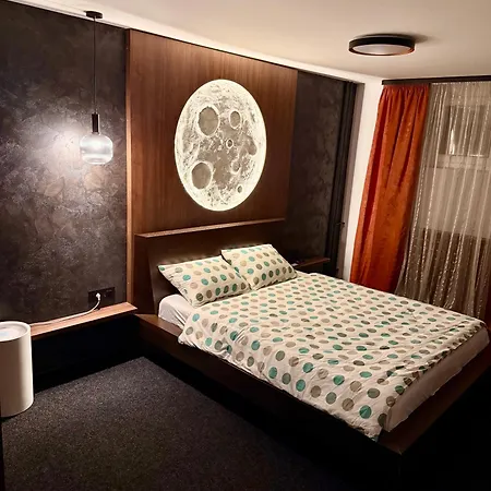 Moon Apartament